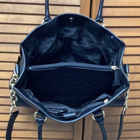 Hamilton - Picture 6 of 6